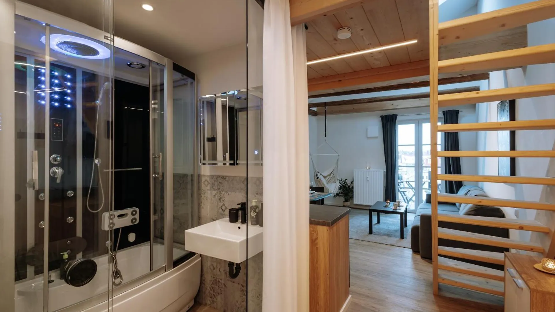 Apartment Ferienwohnung Modern Elegance Lofts - Wohnen Auf Zwei Ebenen Passau