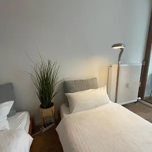 Apartment Mit Kuechenzeile, Stadtnah & Kostenlos Parken, Passau
