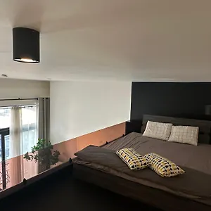 https://cozy-casa-danvers-op-een-toplocatie.hotelsghent.com